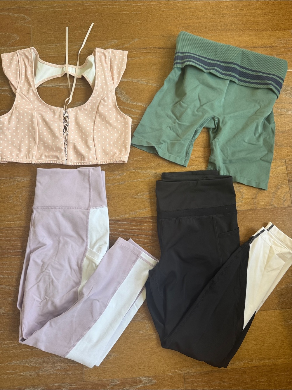 Workout set vs pink beach bunny fabletics